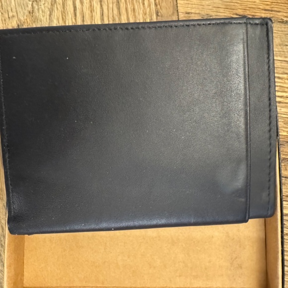 Atlanta Falcons Football Sparo Wallet Lic NFL BI-Fold Leather Billfold RFID - Picture 4 of 4